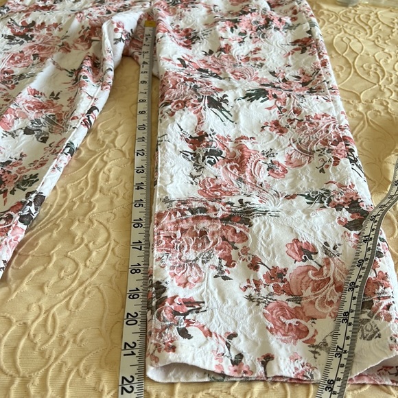 Charter Club Capris - Picture 5 of 8